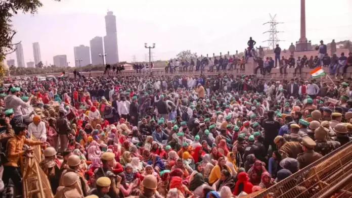 Farmers' From UP March To Delhi Sparks Massive Traffic Jams At Delhi-Noida Borders