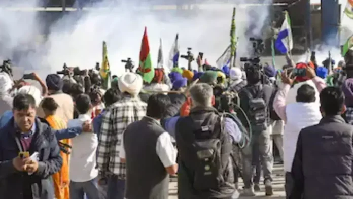 Farmers Protest Delhi: Tear Gas, Demands, And Tensions Escalate As ‘Jatha’ Of 101 Farmers March Towards Delhi