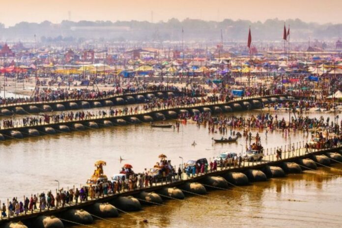 Maha Kumbh 2025: Witness Ganga Aarti, Puja & Holy Rituals Through This App